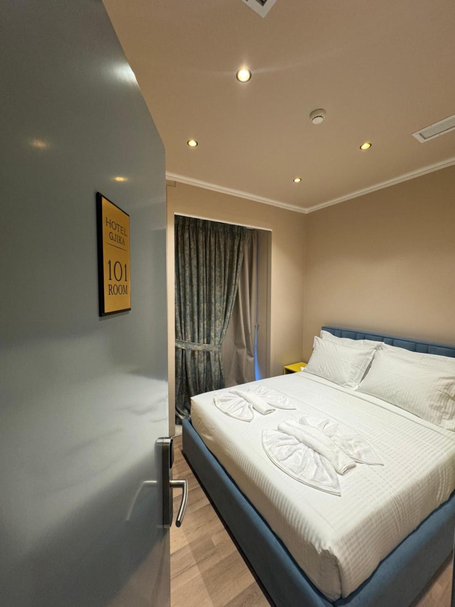 Gjika Hotel *